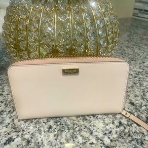 Kate Spade continental wallet